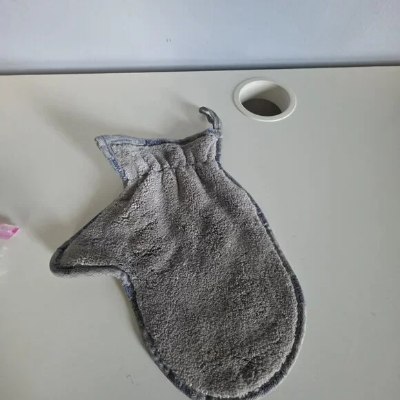 EUC Norwex Dust Mitt - Picture 5 of 5